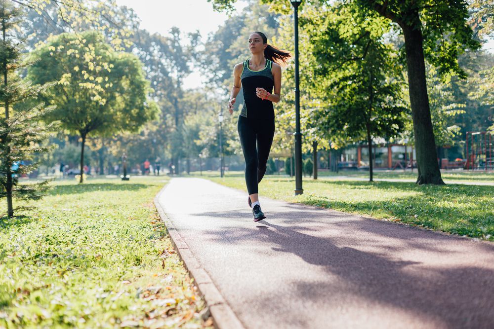 corredor pensando se está pronto para a meia maratona